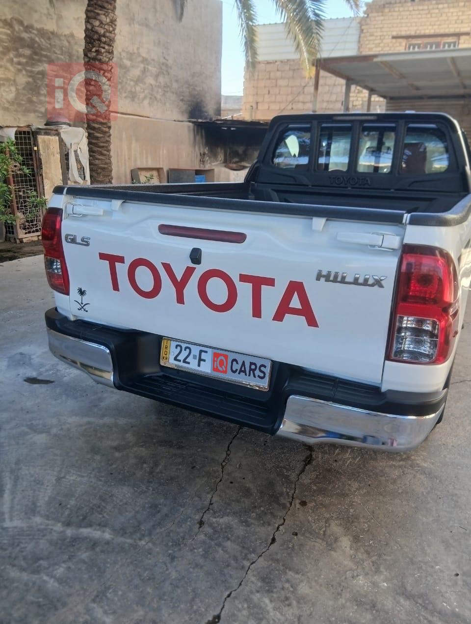 تويوتا هايلوكس